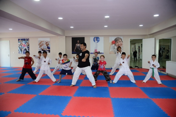 Beylikdüzü Yaz Spor Okulları’ndan 4 bin 300 öğrenci faydalanıyor!