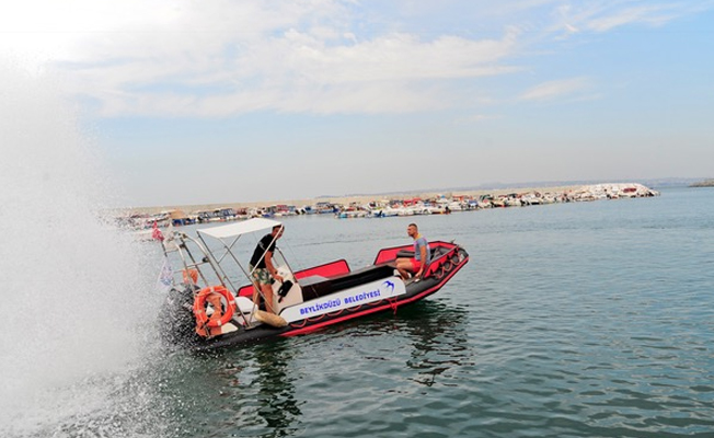 Beylikdüzü sahilleri sahil koruma botu ekiplerine emanet