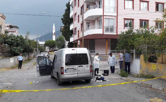 Para nakil aracına silahlı saldırı: 2 yaralı