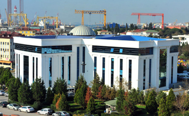 FETÖ'cülerin avukatları Tuzla Belediyesi'nin kapısına dayandı!