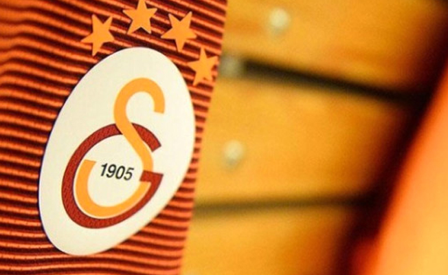 Galatasaray'ın beklediği Cezayirli futbolcunun geliş tarihi belli oldu!