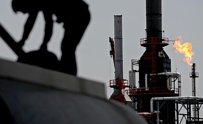 Venezuela'daki iflas riski petrol fiyatlarını vurabilir!