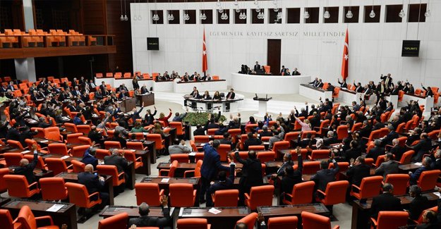 6 milletvekili hakkında 8 fezleke savcılığa gönderildi