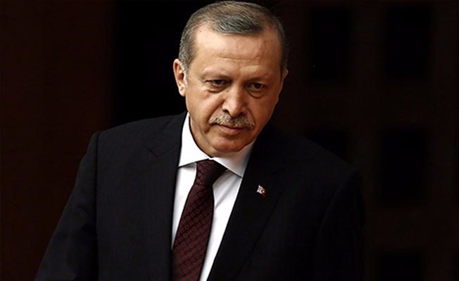 Cumhurbaşkanı Erdoğan altın madalya kazanan sporcuları tebrik etti!