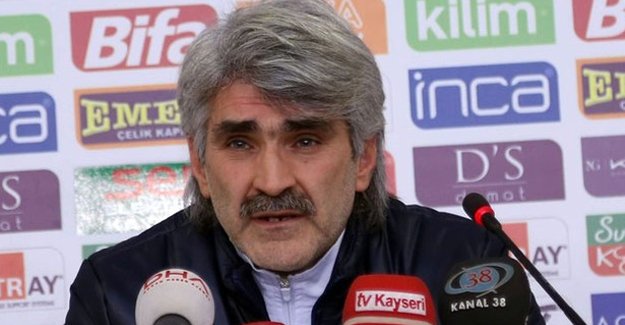 İsviçre'de Türk hoca ve yardımcısı sınır dışı edildi