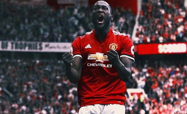 Manchester United, West Ham United'ı dağıttı!
