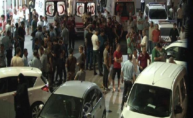 Emniyetin içinde polise bıçakla saldırı! IŞİD'li öldürüldü, polis şehit oldu