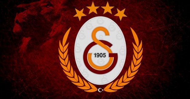 Jan Olde Riekerink'in Sözleşmesi Uzatıldı