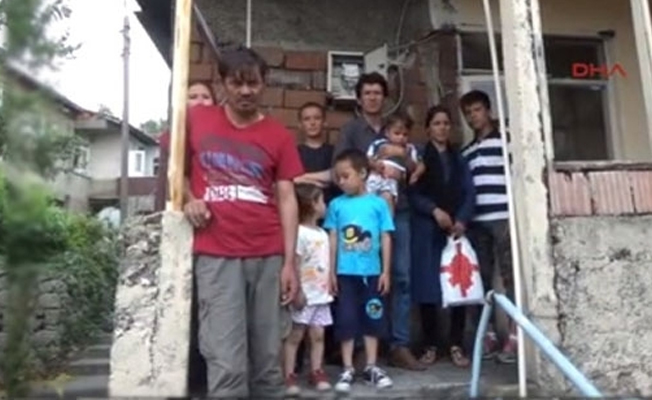 Zonguldak’ta sokakta yaşayan 9 kişilik Afgan aileye esnaf sahip çıktı
