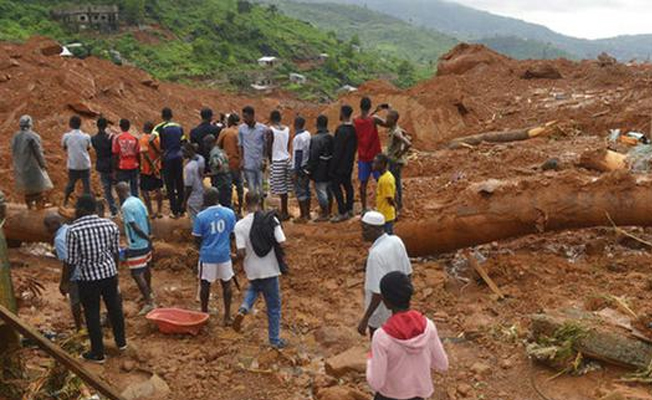 Sierra Leone'deki felakette bilanço ağırlaşıyor: 400’e yakın cesede ulaşıldı