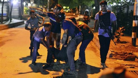 IŞİD restoran bastı! Rehineler için operasyon başlatıldı