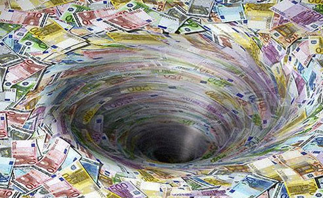 Makas kapanmıyor... Dış açık 424.2 milyar dolara çıktı