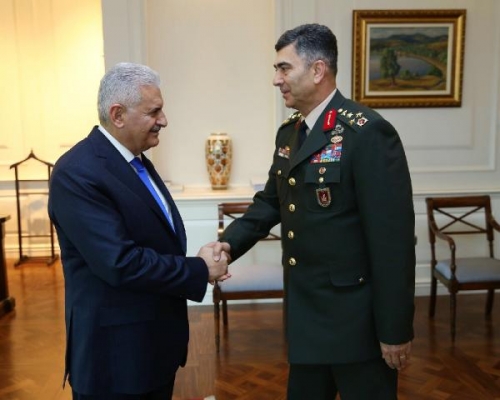 Kuvvet Komutanlarından Başbakan Yıldırım'a veda ziyareti