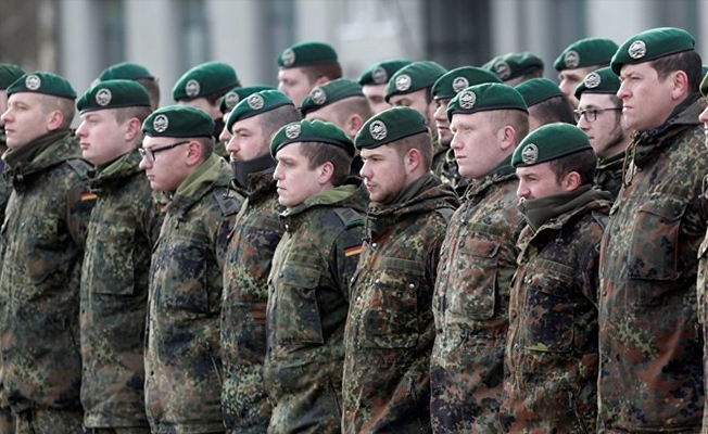 Alman ordusunda Nazi şoku!