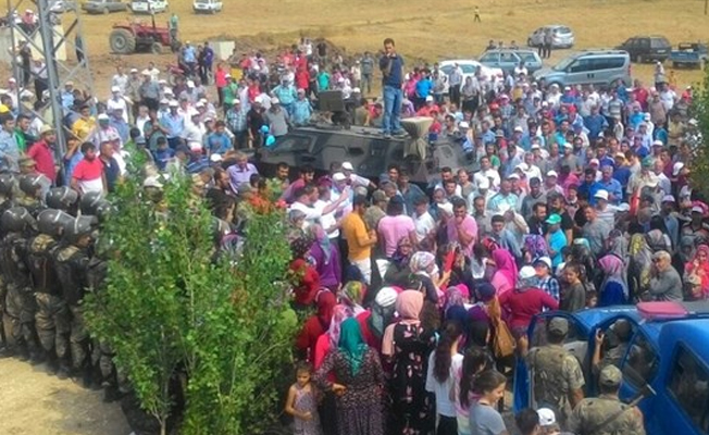 Heleteli yurttaşlar Göksu Çayı için direnişte!
