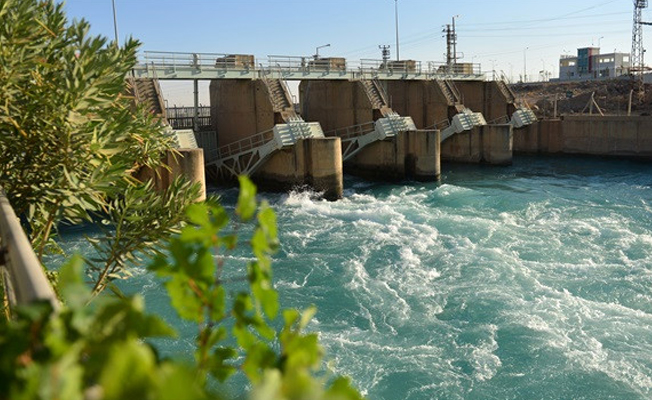 Sulama kanalları üzerine kurulan güneş panelleriyle, enerji üretilecek!