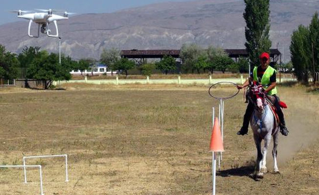 Drone'lu kurban yakalama timi!