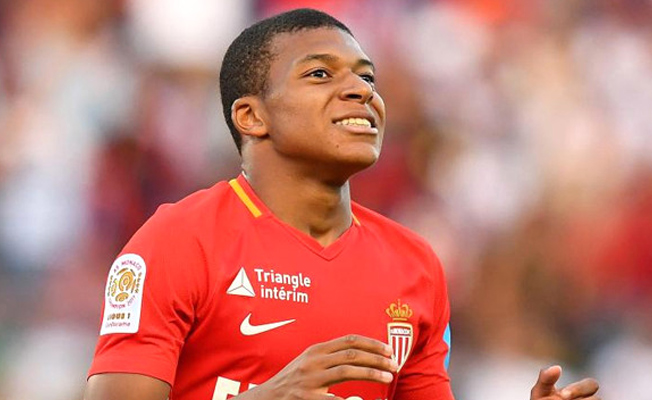 Mbappe Saint-Germain ile 200 milyon Euro'ya anlaştı!