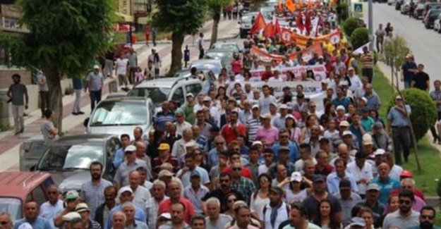 Çorum katliamında hayatını kaybedenler binlerce kişi tarafından anıldı