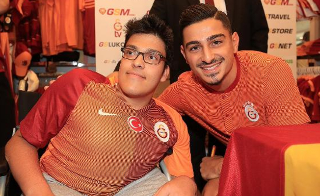 Galatasaray taraftarlarıyla buluştu!