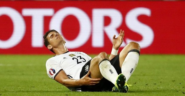Mario Gomez EURO 2016'yı kapattı