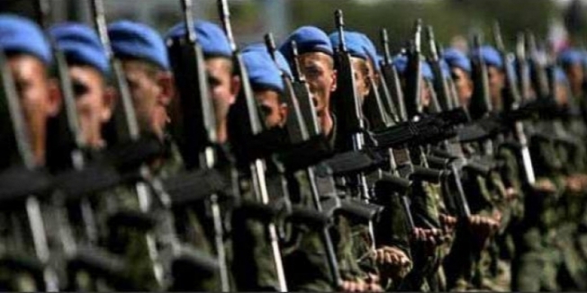 12 ilde 17 asker gözaltına alındı