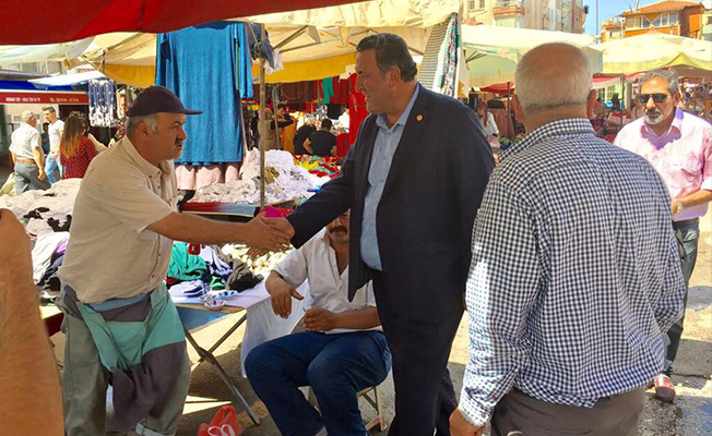 'Çarşı ve pazarda işler durgun, esnaf ve vatandaş kan ağlıyor'