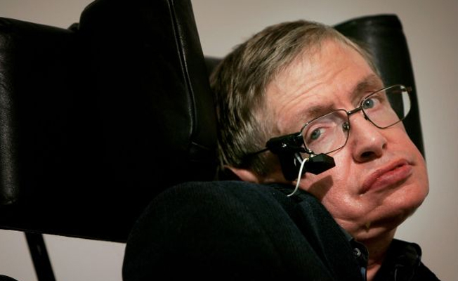 Stephen Hawking: Kâr odaklı sağlık yönelimi kabul edilemez!