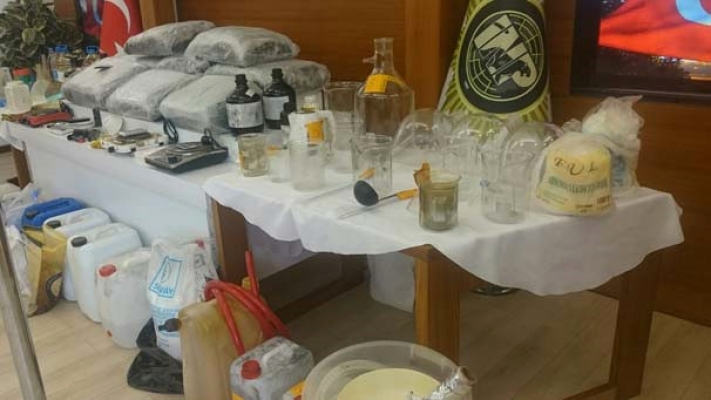 Uyuşturucu yapmak için İran'dan kimyager bile getirmişler!