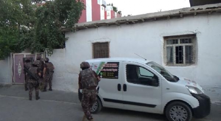 El Nusra'ya yönelik operasyon: 4 gözaltı!