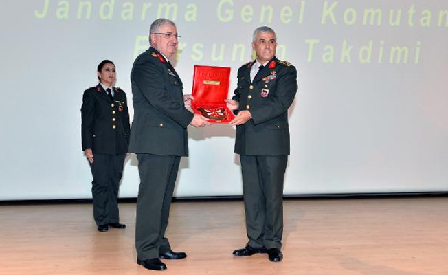 Güler, Jandarma Genel Komutanlığı görevini Orgeneral Çetin'e devretti