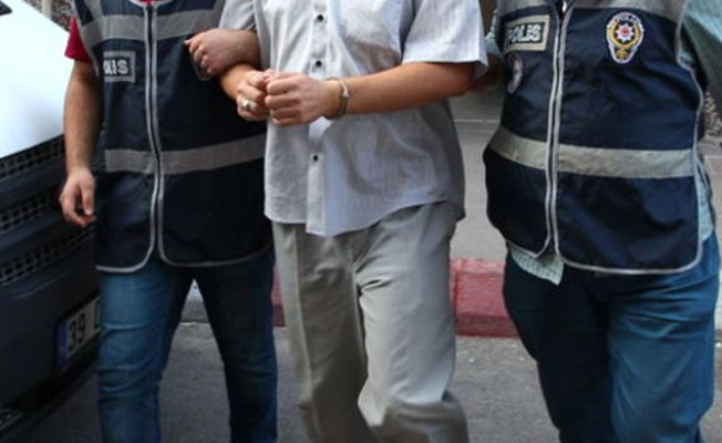 AKP'li eski başkanın ağabeyi ve yardımcısı FETÖ'den tutuklandı!