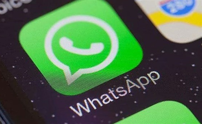 Instagram'n 'çıkartma-ekleme' özelliği WhatsApp'a geliyor