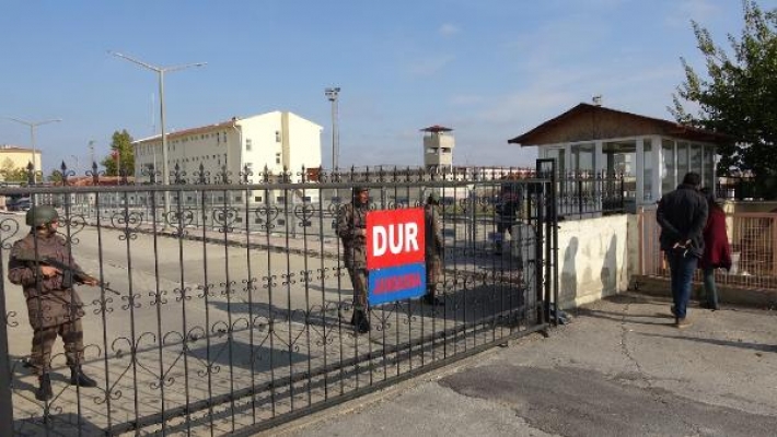 PKK ve DHKP-C'li tutuklular, cezaevindeki güvenlik kameralarını yaktı