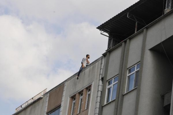 İzmit'te simitçi intihara kalkıştı