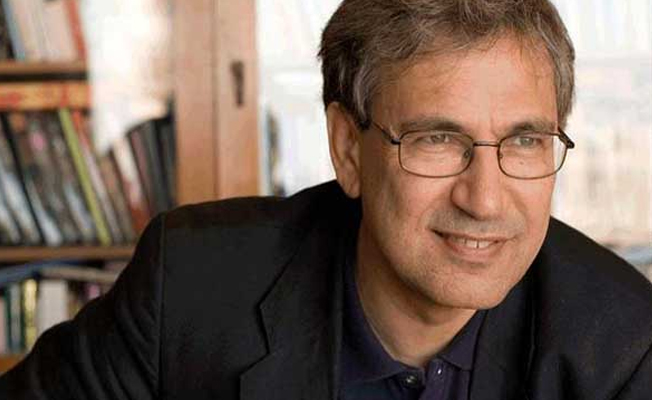 Orhan Pamuk: Bazı arkadaşlarım hükümeti eleştirdikleri için hapisteler