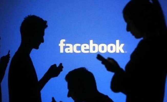 Facebook seçim öncesi Almanya'da 10 bin hesabı kapattı