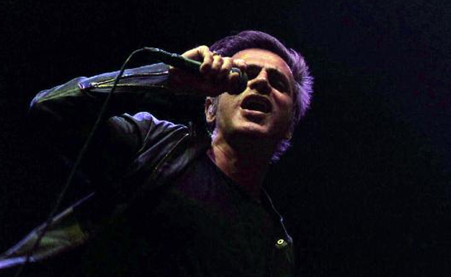 Zeytinli Rock Festivali’nin ikinci gününe Teoman damgasını vurdu