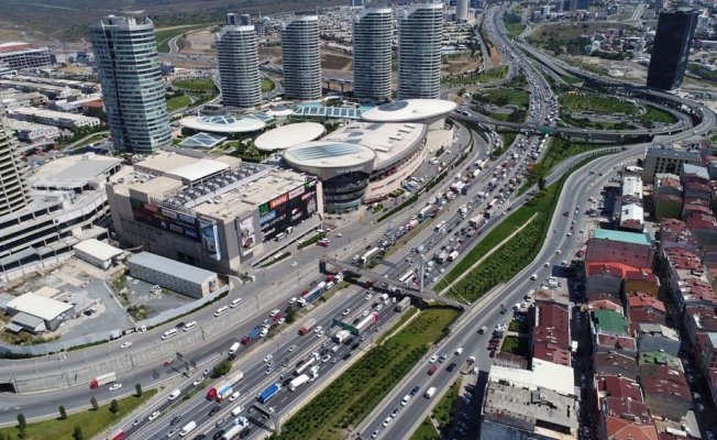 İstanbul’da bayram trafiği başladı