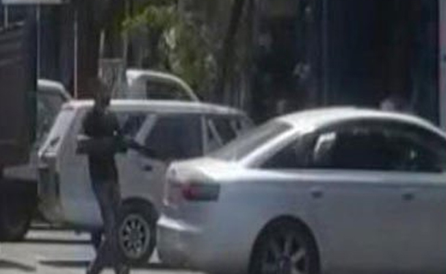 Park etme kavgası silahlı sopalı baskına dönüştü!