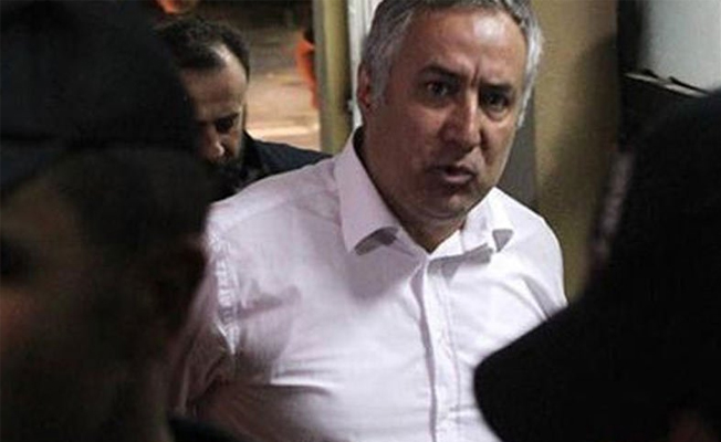 FETÖ’cü polis şefinin eşi kaçarken yakalandı