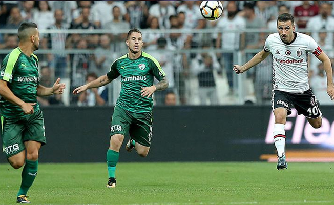 Kartal, timsaha pençeyi taktı!