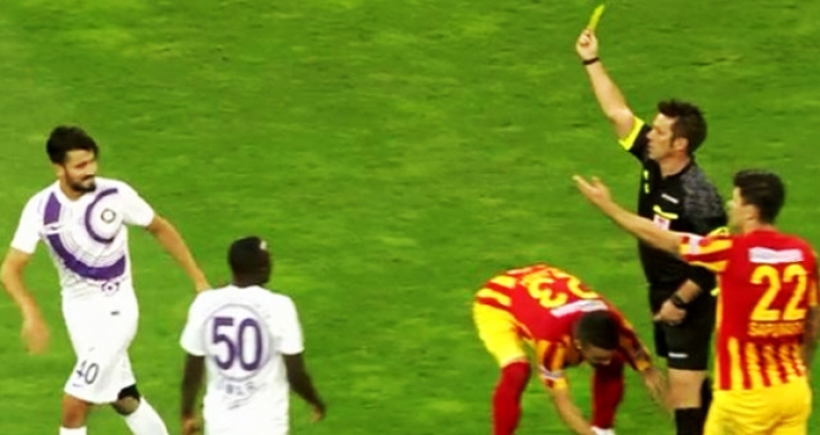 Fırat Aydınus, kendisine küfür eden futbolcuyu oyundan attı