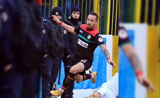 Deniz Naki o saldırgandan şikayetçi olmadı!