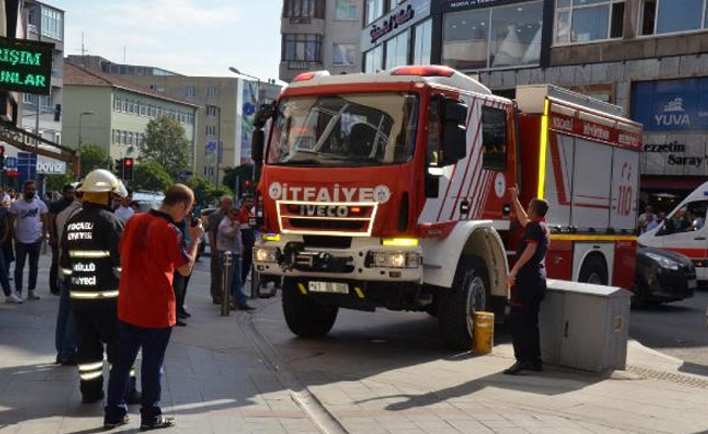 Elektrik tesisatının patlaması korkuttu