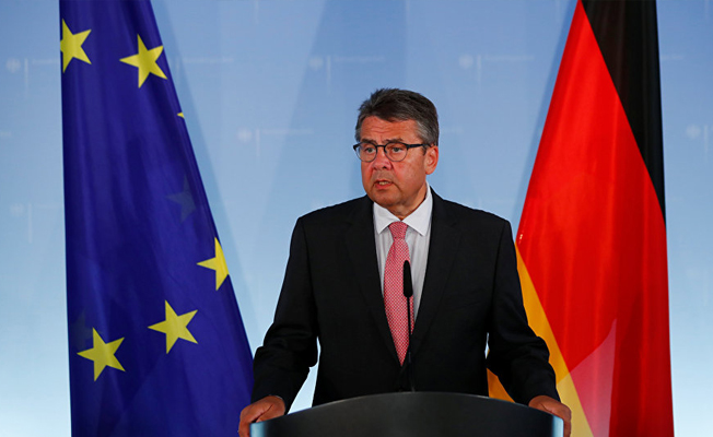 Gabriel: Türkiye'nin Rusya'ya yakınlaşmasını arzu etmiyoruz