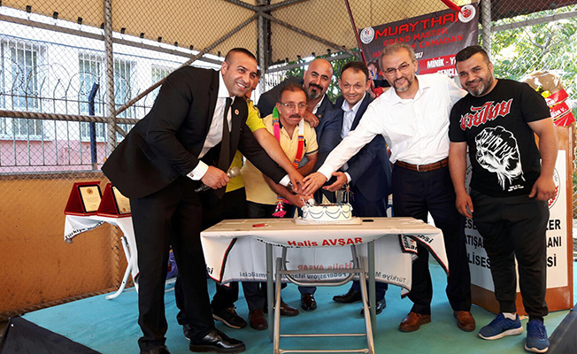 Halis Avşar gururlandırmaya devam ediyor!