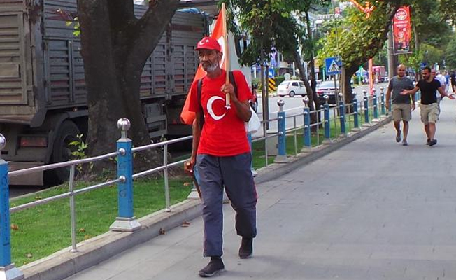 Eren için Samsun'dan Maçka'ya yürüyor