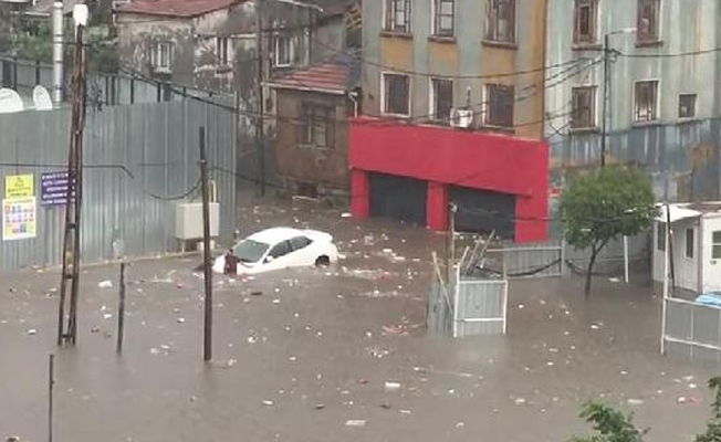 Dolapdere ve Taksim Tüneli sular altında!