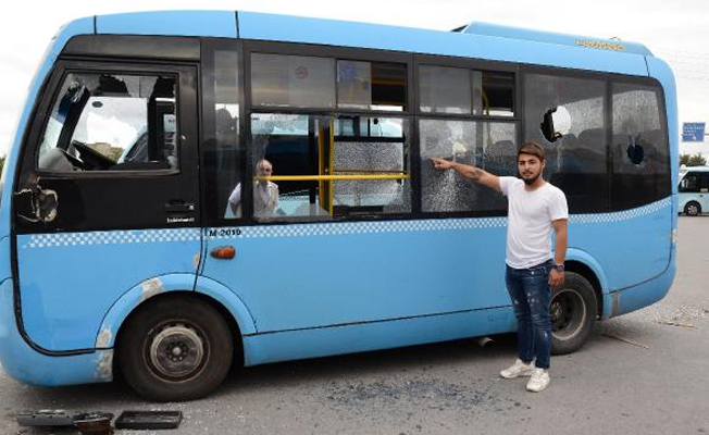 Minibüs sürücüleri arasında tabancalı kavga çıktı